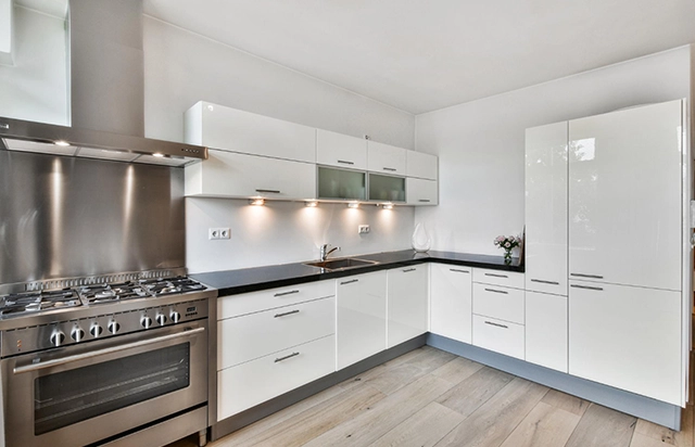 L Shape Kitchen